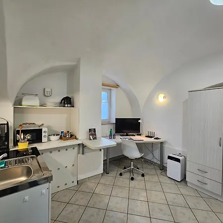 Tiny Nika * Liubliana