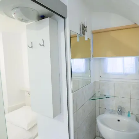 Tiny Nika Apartment Ljubljana